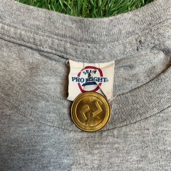 St.Louis Cardinals 2011 World Champions T-shirt - Picture 3 of 3